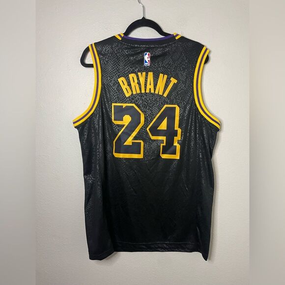 Nike Kobe Mamba Mentality Los Angeles Lakers City Edition Swingman Jersey Large - Picture 3 of 5